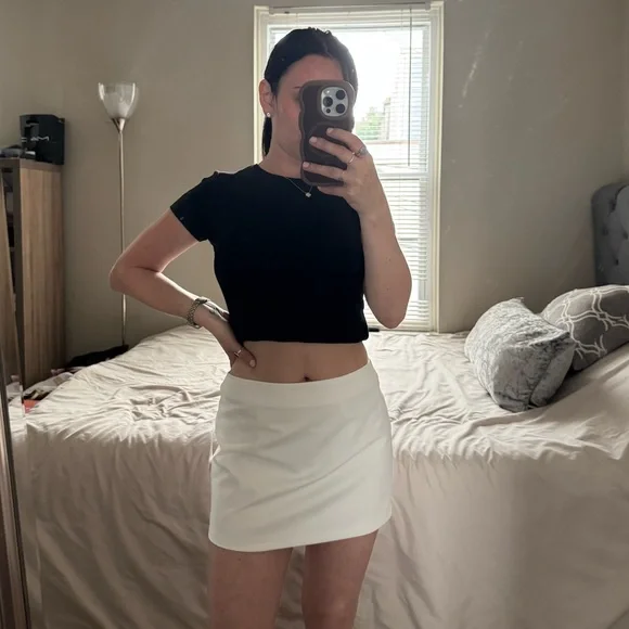 F21 | white mini skirt. - Picture 5 of 5